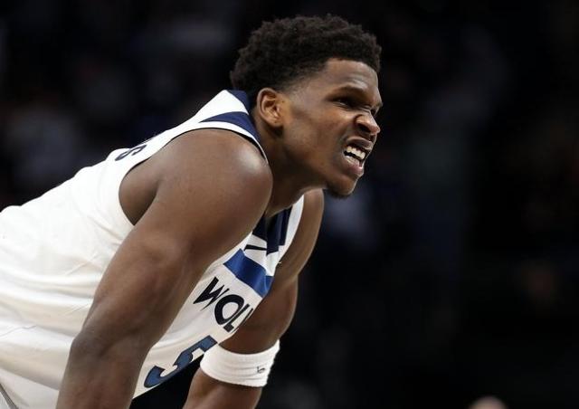 1740742516155078890.png PG模拟器-新一代抱怨大王!爱德华兹技犯累积速度创8年之最