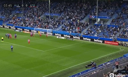 1632578962059041730.gif 麻将胡了-【西甲】马竞客场0比1赛季首败 阿拉维斯终结5连败